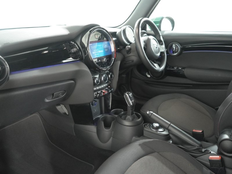 2022 (72) MINI CONVERTIBLE 1.5 Cooper Classic 2dr Auto 5325617