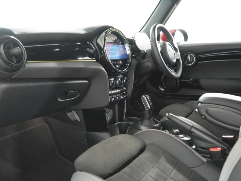 2023 (23) MINI HATCHBACK 1.5 Cooper Sport 3dr Auto 5330560