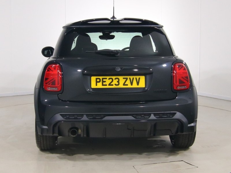 2023 (23) MINI HATCHBACK 1.5 Cooper Sport 3dr Auto 5330615