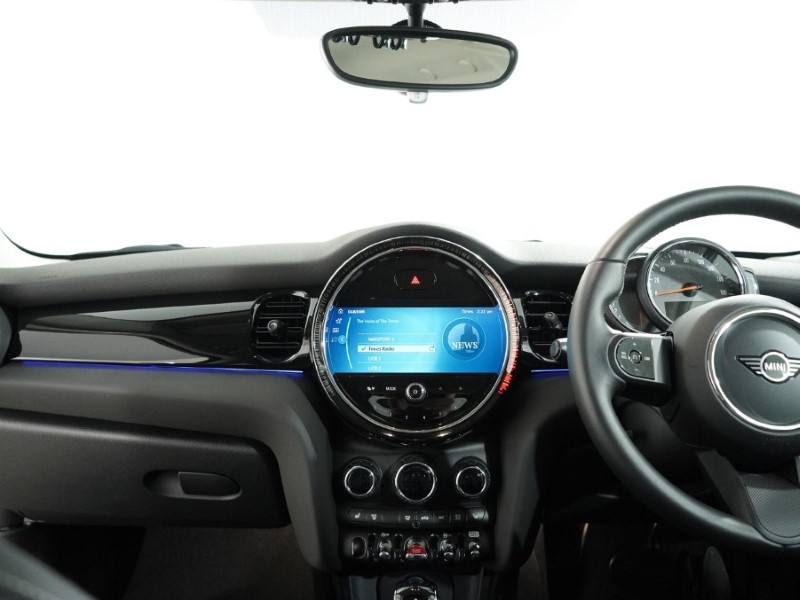 2022 (72) MINI HATCHBACK 1.5 Cooper Classic 3dr Auto 5428180