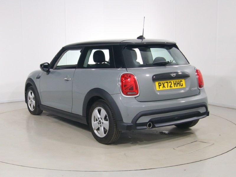 2022 (72) MINI HATCHBACK 1.5 Cooper Classic 3dr Auto 5428209