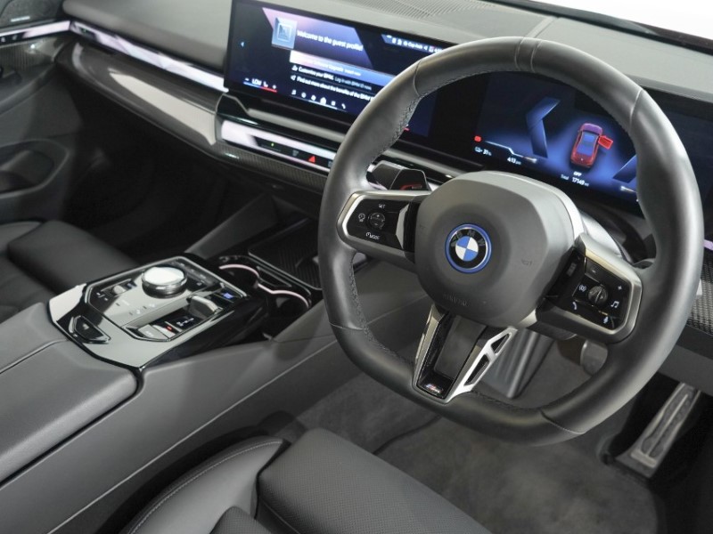 2024 (24) BMW I5 250kW eDrive40 M Sport Pro 84kWh 4dr Auto 5346375