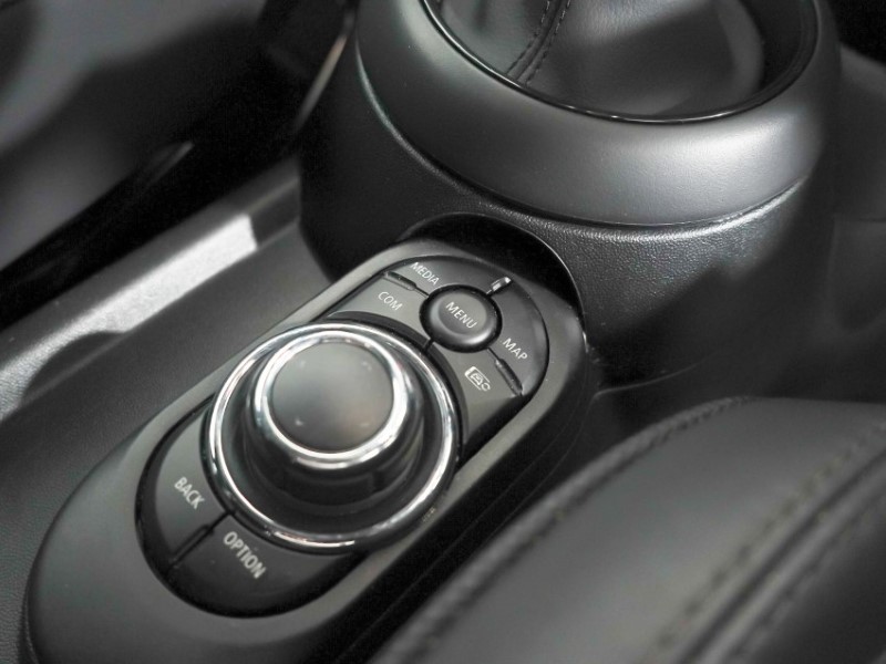 2022 (72) MINI HATCHBACK 1.5 Cooper Exclusive 5dr Auto 5349029