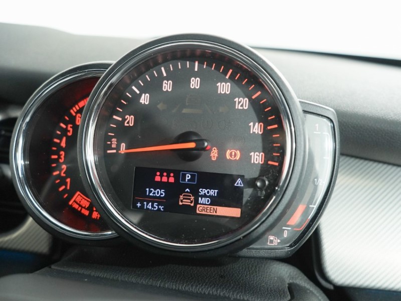 2022 (72) MINI HATCHBACK 1.5 Cooper Exclusive 5dr Auto 5349040