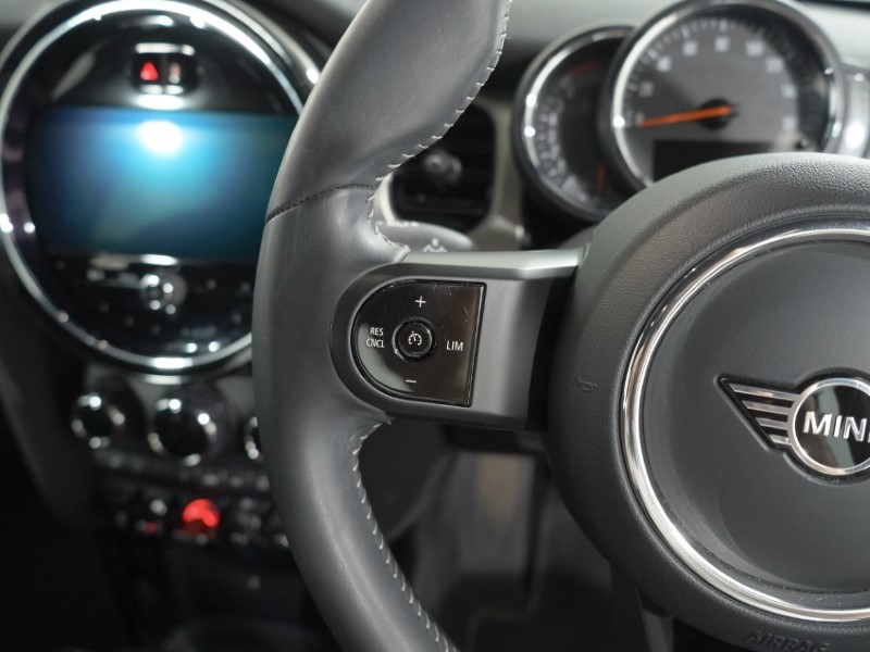 2022 (72) MINI HATCHBACK 1.5 Cooper Exclusive 5dr Auto 5349023