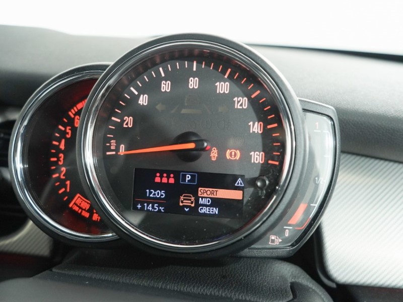 2022 (72) MINI HATCHBACK 1.5 Cooper Exclusive 5dr Auto 5349038