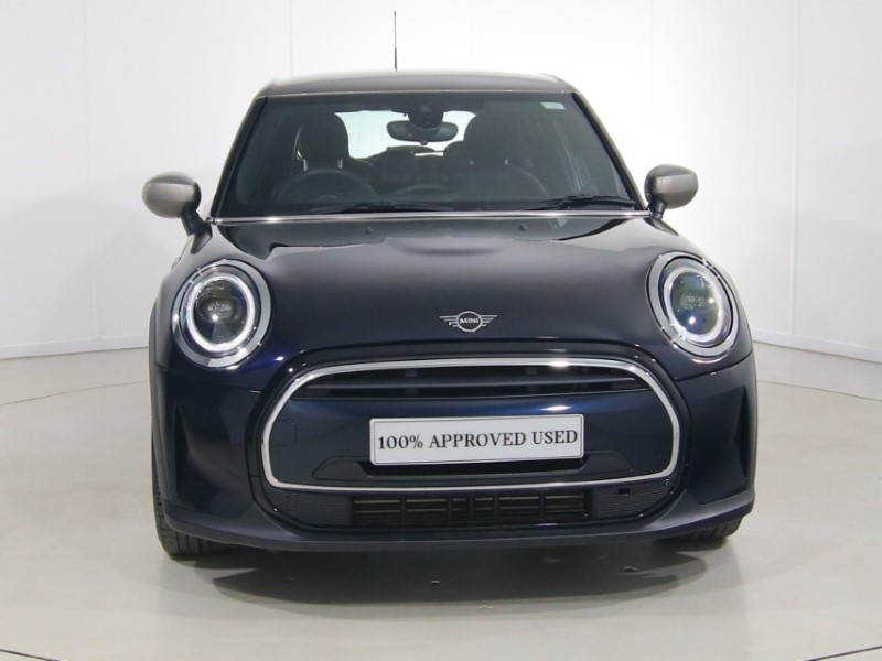 2022 (72) MINI HATCHBACK 1.5 Cooper Exclusive 5dr Auto 5349046