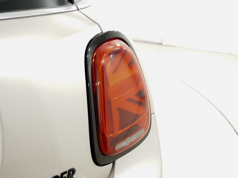 2022 (22) MINI HATCHBACK 1.5 Cooper Sport 5dr Auto 5339357