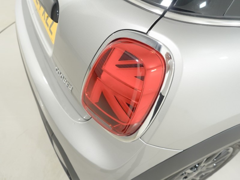 2024 (24) MINI HATCHBACK 1.5 Cooper Classic 3dr Auto 5343825