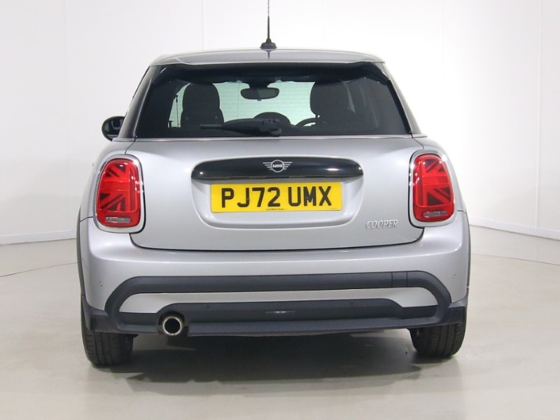 2022 (72) MINI HATCHBACK 1.5 Cooper Classic 5dr Auto 5349837