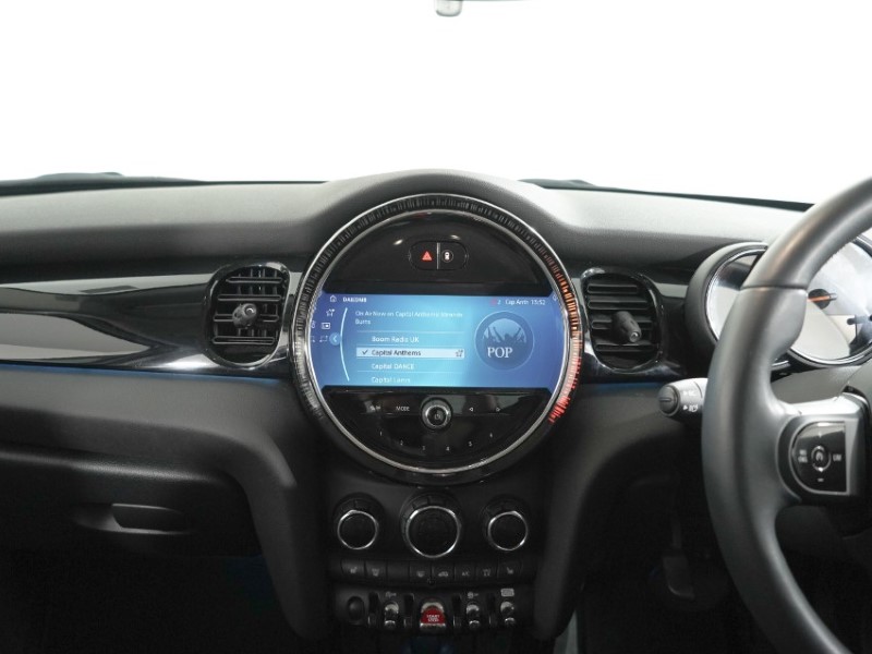 2022 (72) MINI HATCHBACK 1.5 Cooper Classic 5dr Auto 5349810