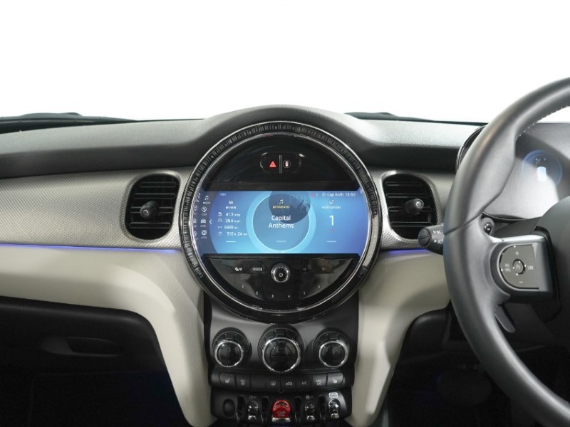2024 (24) MINI HATCHBACK 2.0 Cooper S Exclusive 3dr 5351429