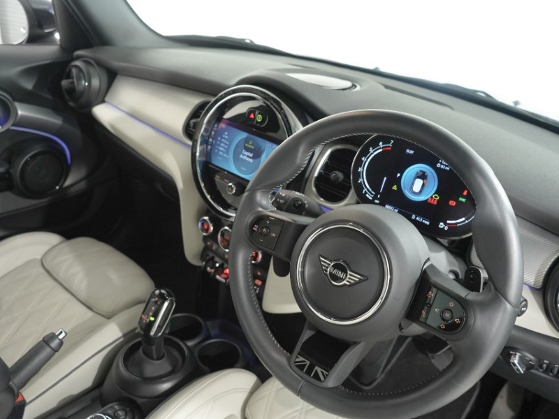 2024 (24) MINI HATCHBACK 2.0 Cooper S Exclusive 3dr 5351441