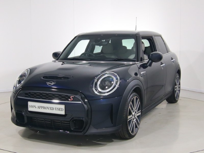2024 (24) MINI HATCHBACK 2.0 Cooper S Exclusive 3dr 5351474