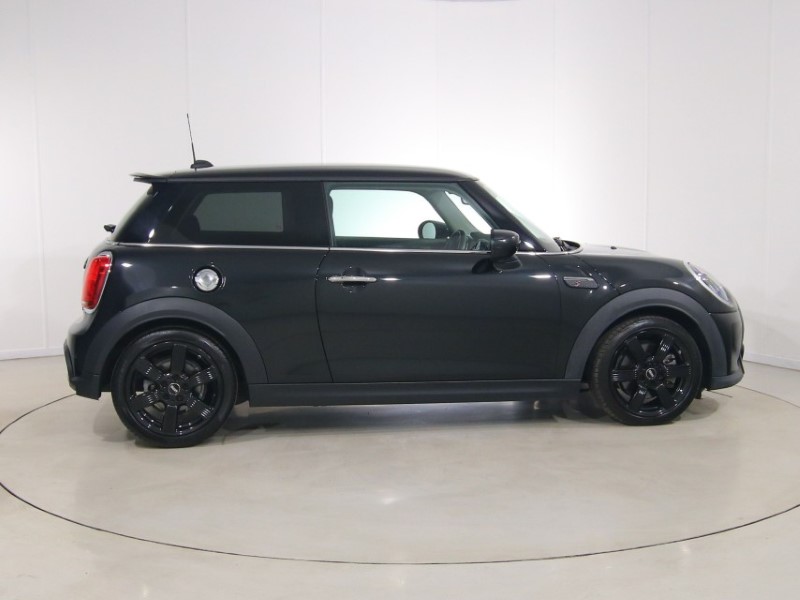 2022 (72) MINI HATCHBACK 2.0 Cooper S Classic 3dr Auto 5340784