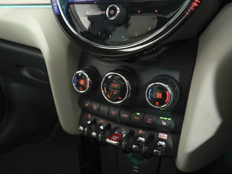 2023 (72) MINI HATCHBACK 1.5 Cooper Exclusive 5dr Auto 5352121