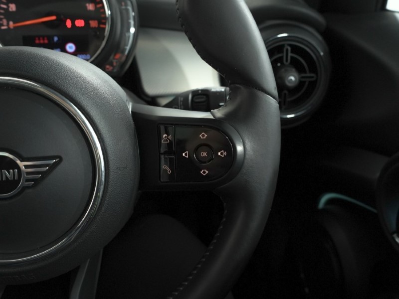 2023 (72) MINI HATCHBACK 1.5 Cooper Exclusive 5dr Auto 5352132