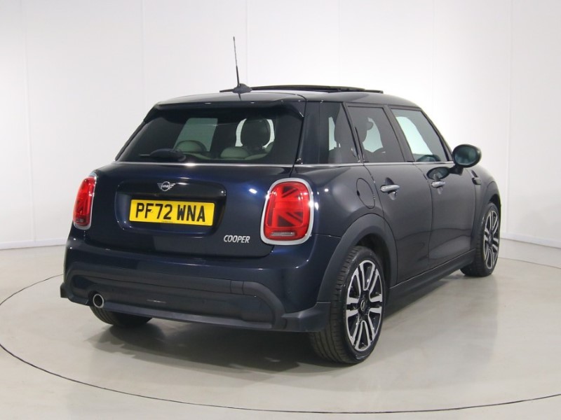 2023 (72) MINI HATCHBACK 1.5 Cooper Exclusive 5dr Auto 5352149