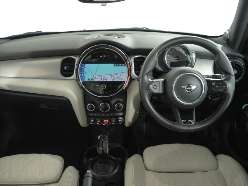 2023 (72) MINI HATCHBACK 1.5 Cooper Exclusive 5dr Auto 5352106