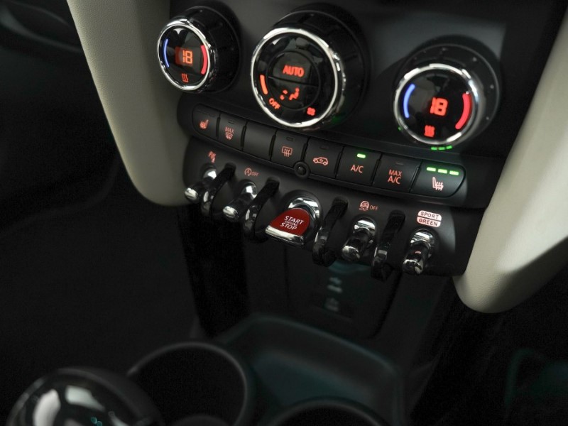 2023 (72) MINI HATCHBACK 1.5 Cooper Exclusive 5dr Auto 5352123