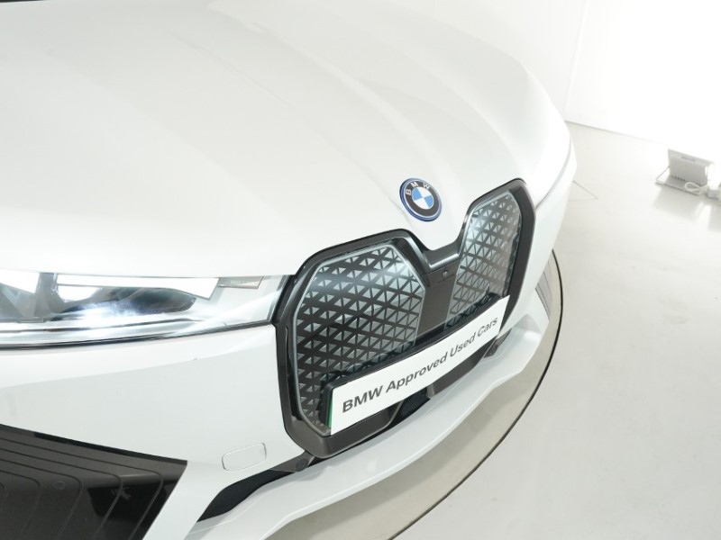 2023 (23) BMW iX 240kW xDrive40 M Sport Edition 76.6kWh 5dr Auto 5364789