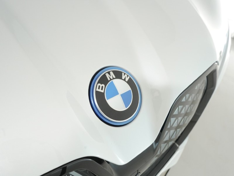 2023 (23) BMW iX 240kW xDrive40 M Sport Edition 76.6kWh 5dr Auto 5364787