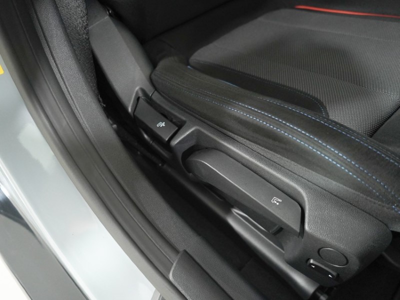 2025 (75) BMW I4 250kW eDrive40 M Sport 83.9kWh 5dr Auto 5349434