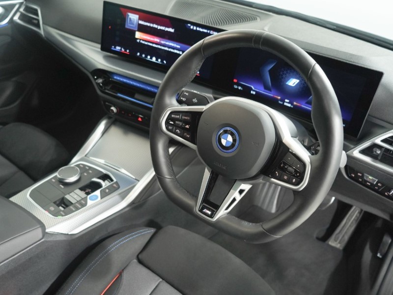 2025 (75) BMW I4 250kW eDrive40 M Sport 83.9kWh 5dr Auto 5349435