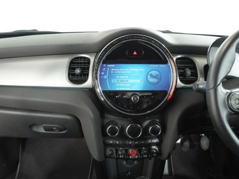 2021 (71) MINI CONVERTIBLE 1.5 Cooper Exclusive 2dr 5351130