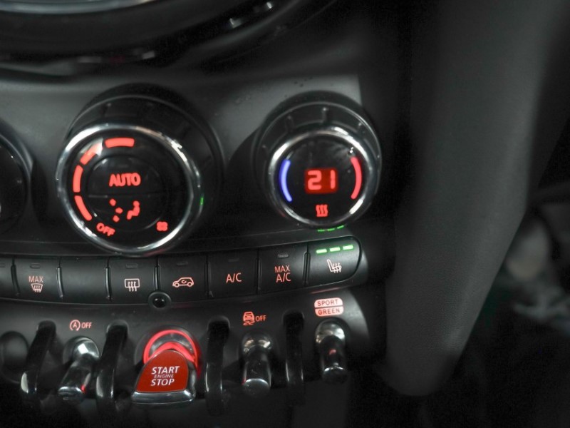 2021 (71) MINI CONVERTIBLE 1.5 Cooper Exclusive 2dr 5351169