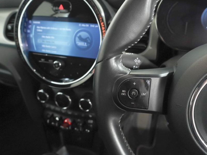 2021 (71) MINI CONVERTIBLE 1.5 Cooper Exclusive 2dr 5351151