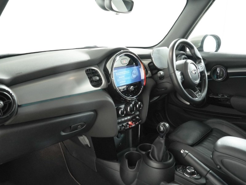 2021 (71) MINI CONVERTIBLE 1.5 Cooper Exclusive 2dr 5351128