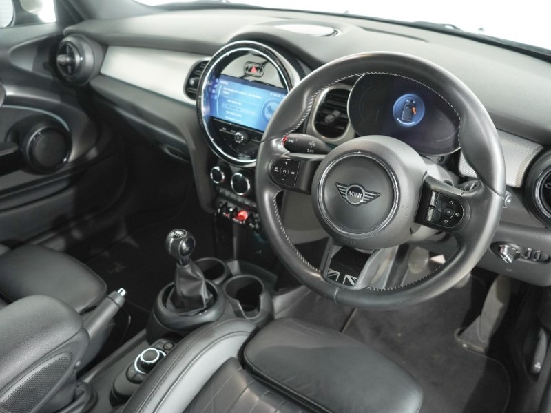 2021 (71) MINI CONVERTIBLE 1.5 Cooper Exclusive 2dr 5351148
