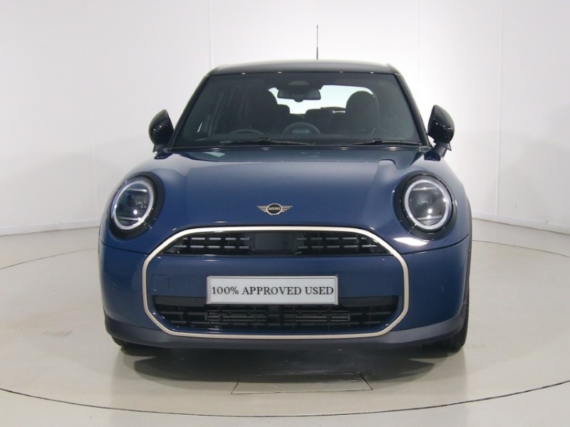 2026 (26) MINI COOPER 1.5 C Exclusive 5dr Auto 5784425