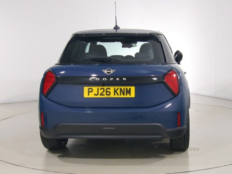 2026 (26) MINI COOPER 1.5 C Exclusive 5dr Auto 5784429