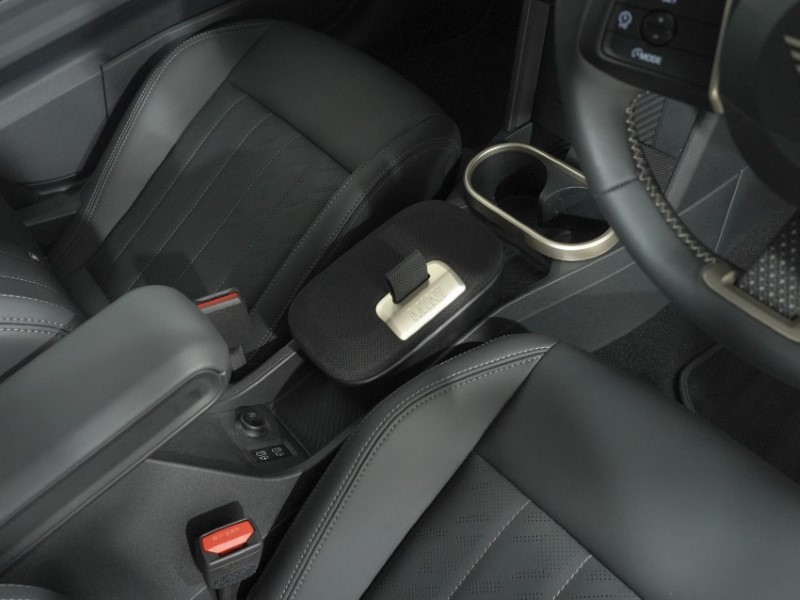 2026 (26) MINI COOPER 1.5 C Exclusive 5dr Auto 5784395