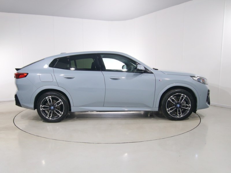 2024 (24) BMW iX2 230kW xDrive30 M Sport 65kWh 5dr Auto