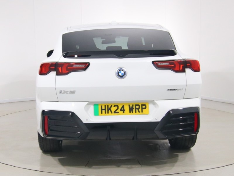 2024 (24) BMW iX2 150kW eDrive20 M Sport 65kWh 5dr Auto 5373423