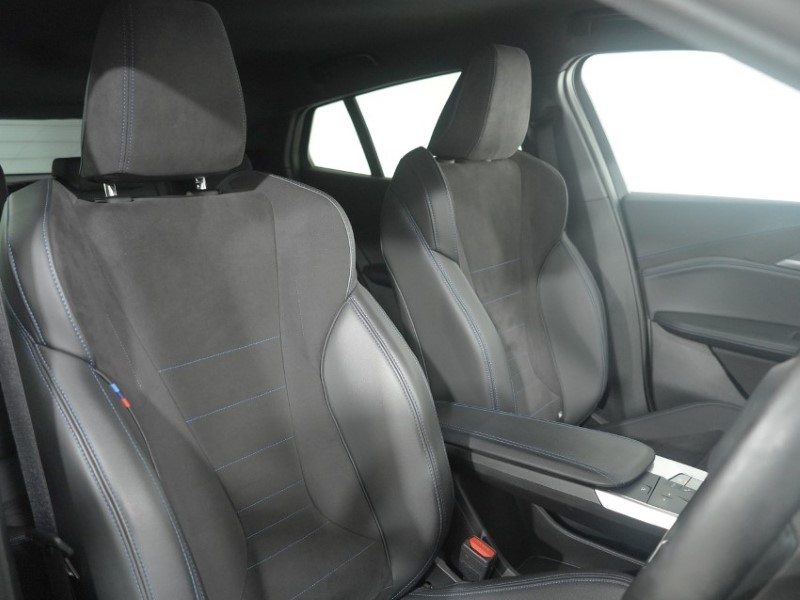 2024 (24) BMW iX2 150kW eDrive20 M Sport 65kWh 5dr Auto 5373393