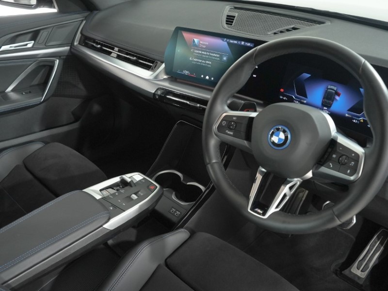 2024 (24) BMW iX1 xDrive30 M Sport 65kWh 5375028