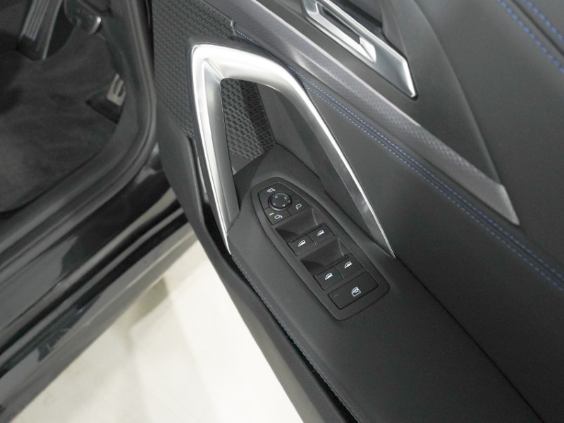 2024 (24) BMW iX1 xDrive30 M Sport 65kWh 5375025