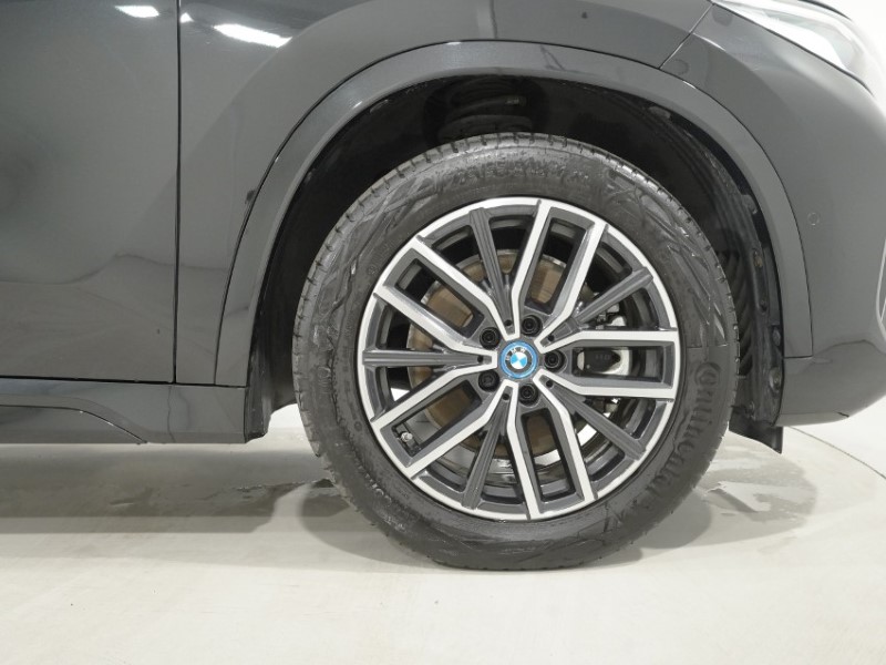 2024 (24) BMW iX1 xDrive30 M Sport 65kWh 5375022