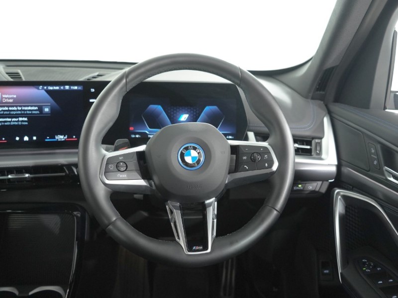 2024 (24) BMW iX1 xDrive30 M Sport 65kWh 5375018