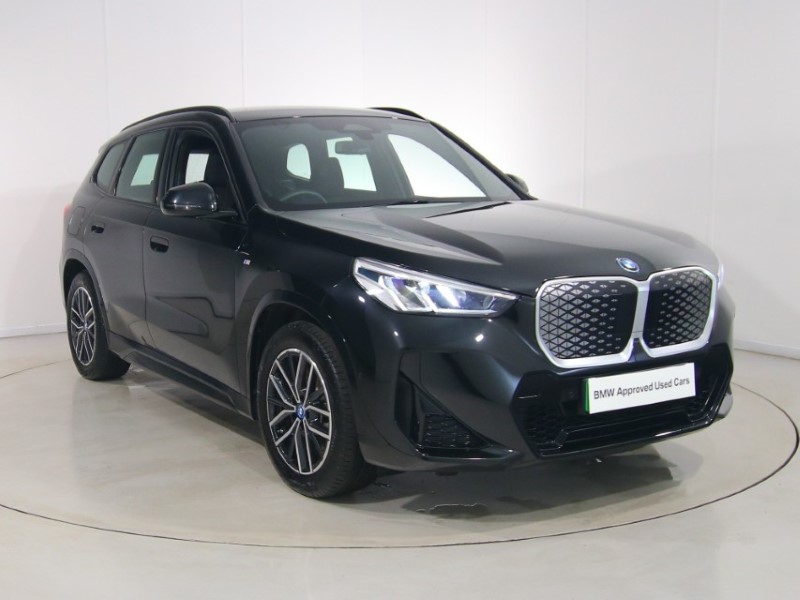 2024 (24) BMW iX1 xDrive30 M Sport 65kWh