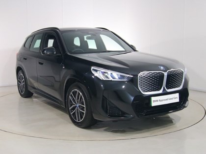 2024 (24) BMW iX1 xDrive30 M Sport 65kWh