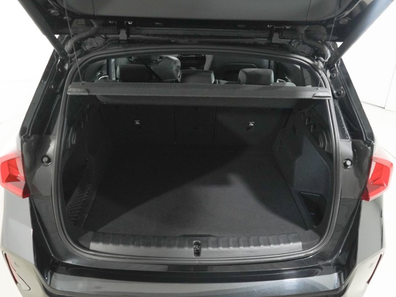 2024 (24) BMW iX1 xDrive30 M Sport 65kWh 5375008