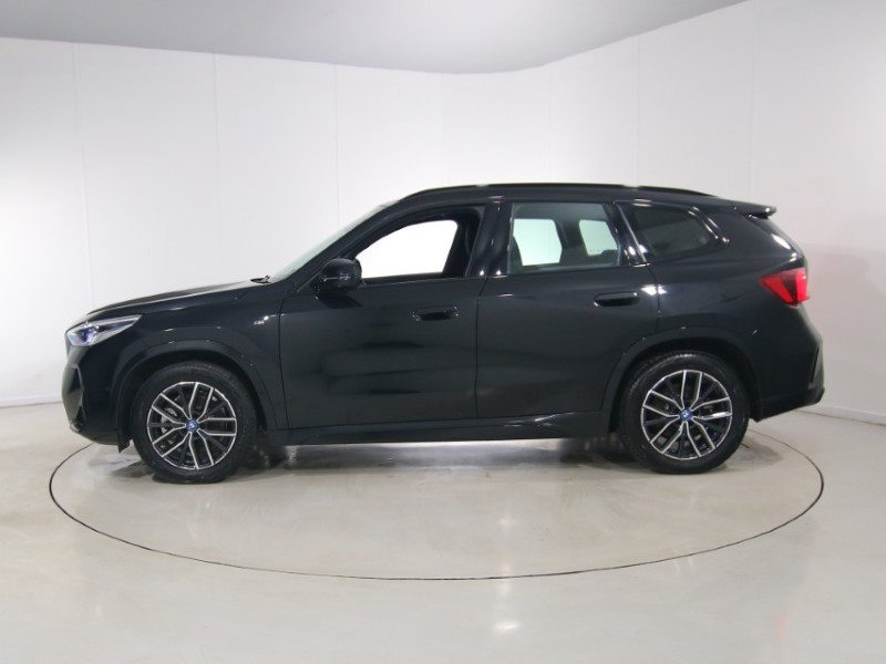 2024 (24) BMW iX1 xDrive30 M Sport 65kWh 5374999