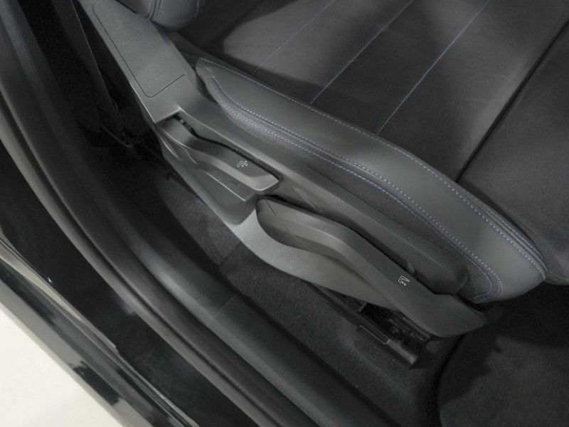 2024 (24) BMW iX1 xDrive30 M Sport 65kWh 5375026