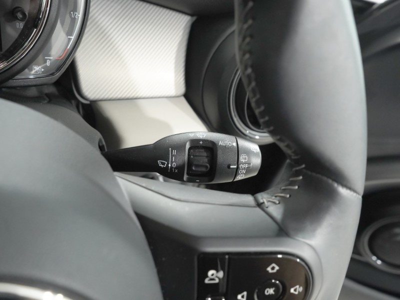 2022 (72) MINI HATCHBACK 1.5 Cooper Exclusive 3dr Auto 5364928