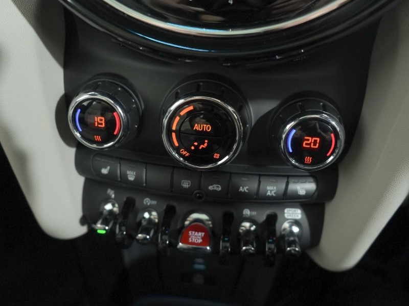 2022 (72) MINI HATCHBACK 1.5 Cooper Exclusive 3dr Auto 5364945
